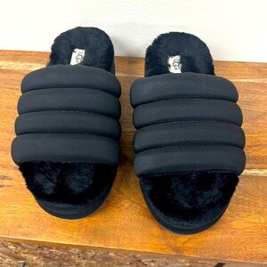 Ugg  maxi slide sandal slippers